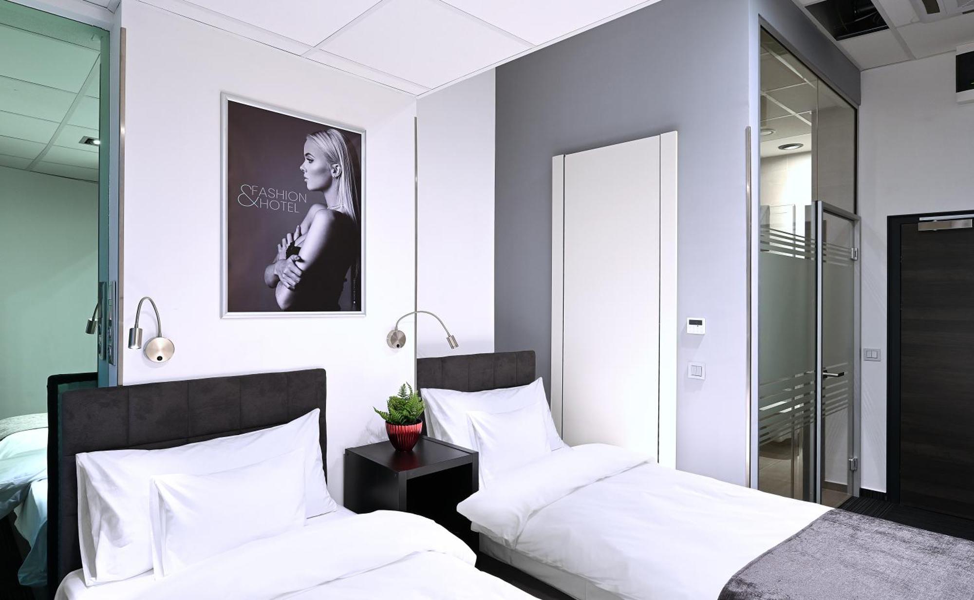 Fashion City Hotel Budapest Room photo